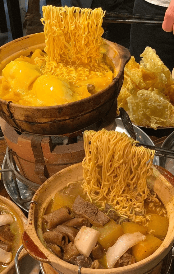 一喜同捞同煲始创榴莲鸡煲